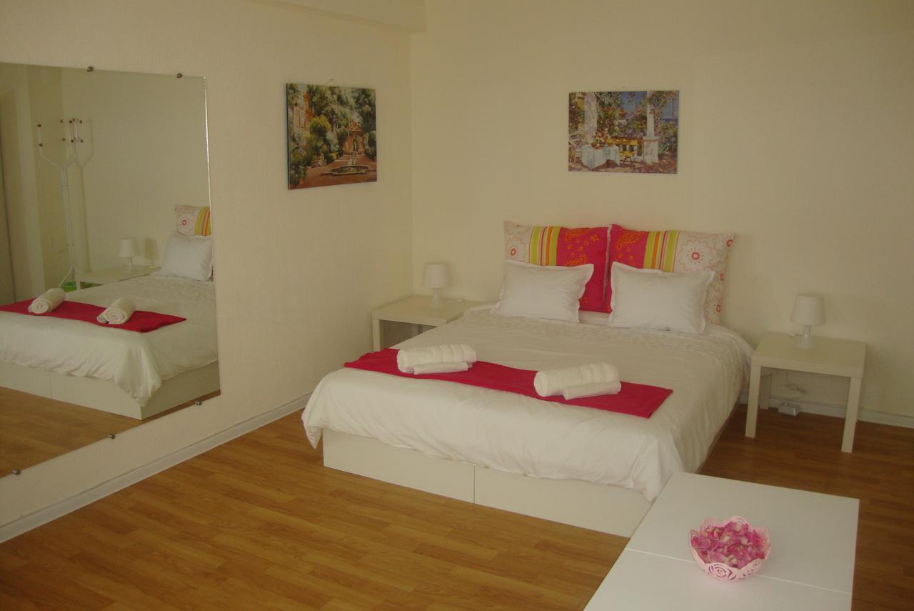 Guest Rooms Colours Казанлык Экстерьер фото